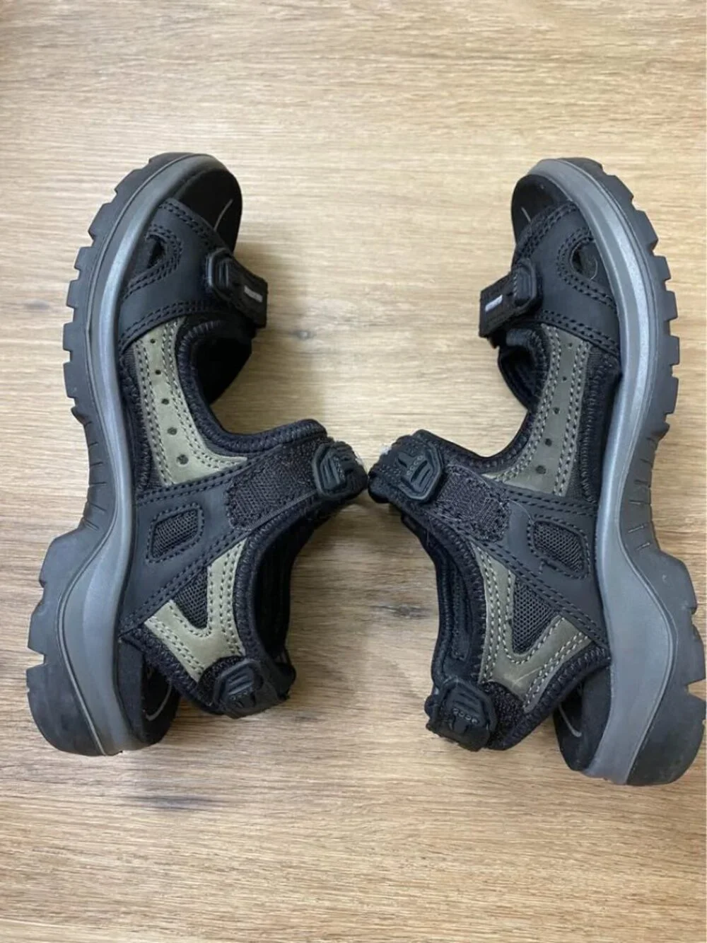 ECCO Offroad Yucatan Leather Hiking Sandals Unisex Size 7-7.5 Adjustable